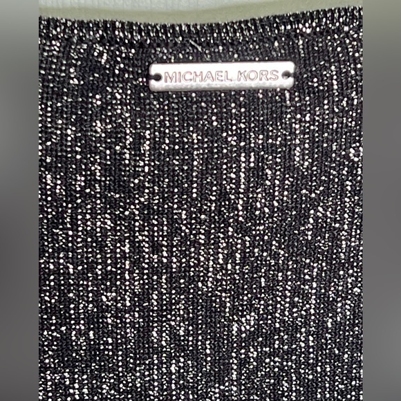 MICHAEL KORS BLACK & SILVER THREAD LIGHTWEIGHT SWEATER HI-LOW HEM NWT. #128 - Picture 2 of 9